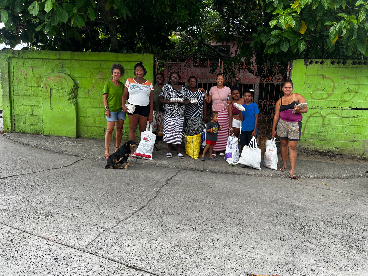 Roatan Food & Support